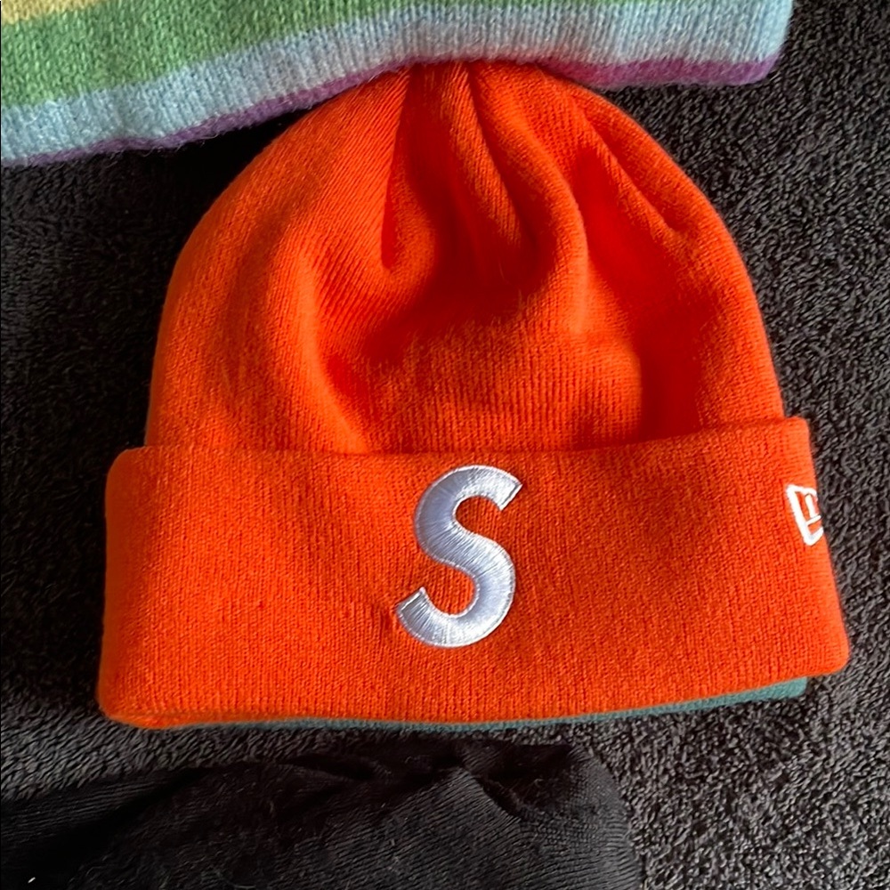Supreme New Era Beanie